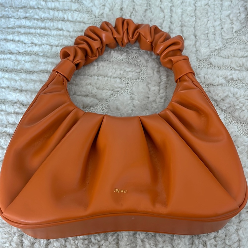 JW PEI basically brand new never worn hand bag